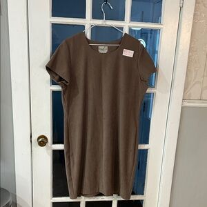 Elegant Brown Midi Dress